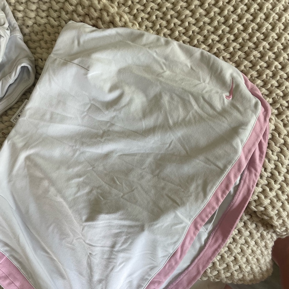 nike vintage white and light pink mini skirt